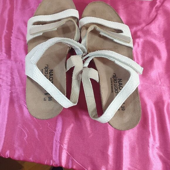 Naot Canaan White/Silver Leather Wedge Sandals 23025 Women’s 8US/39 EUR. - Picture 5 of 7